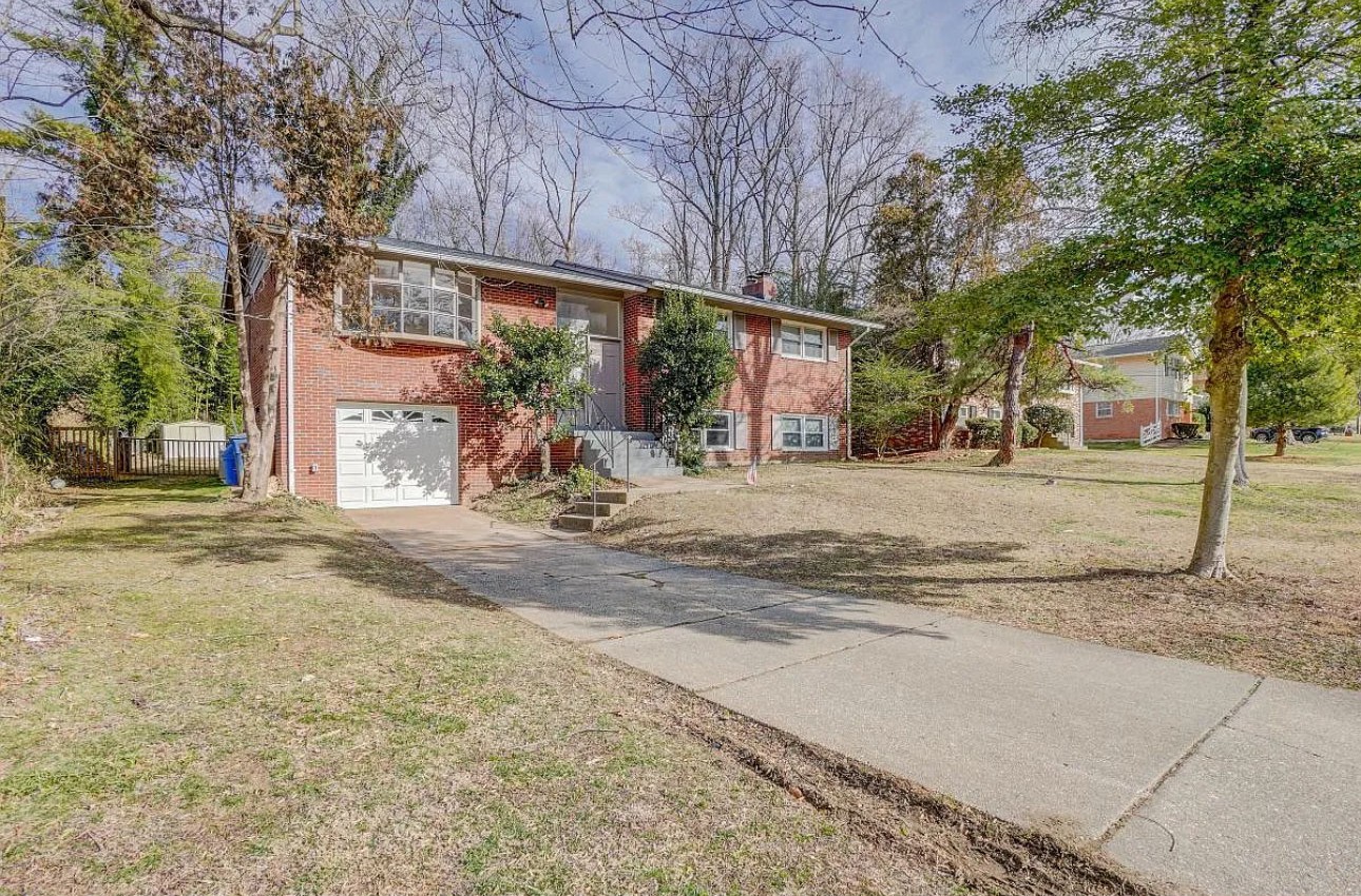House Photos-14